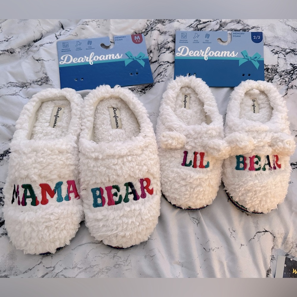 NWOT “Mama Bear” & “Lil Bear” Matching Family Slippers BUNDLE.  DEARFOAMS.